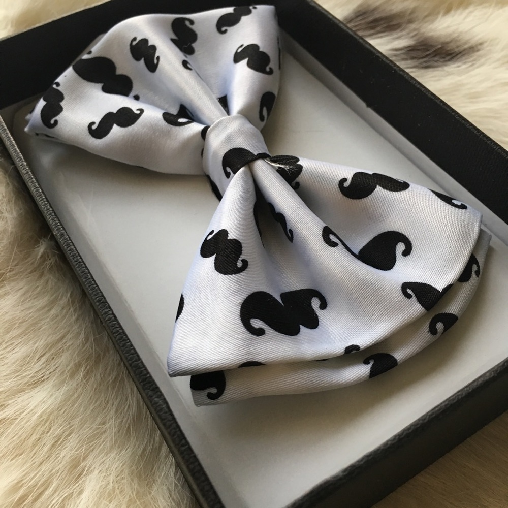 NWT - Men Adjustable Tuxedo Bow tie CALISTYLE